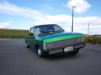 1989 Nissan Navara - Thumbnail