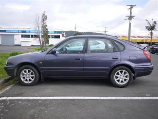 1999 Toyota Corolla - Thumbnail