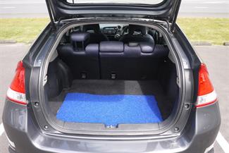 2011 Honda Insight - Thumbnail