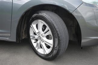 2011 Honda Insight - Thumbnail